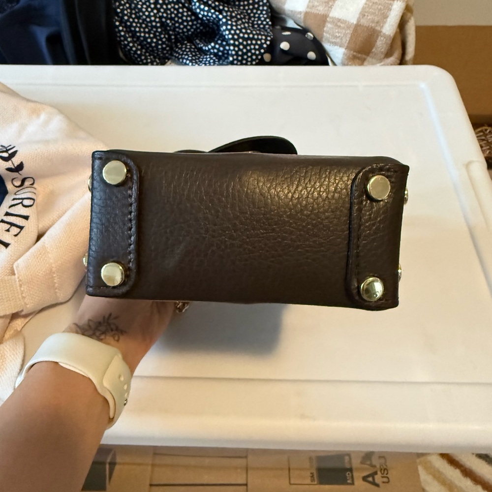 LIKE NEW Dark Brown Leather Crossbody Purse with Gold Colored Accents - Picture 7 of 7